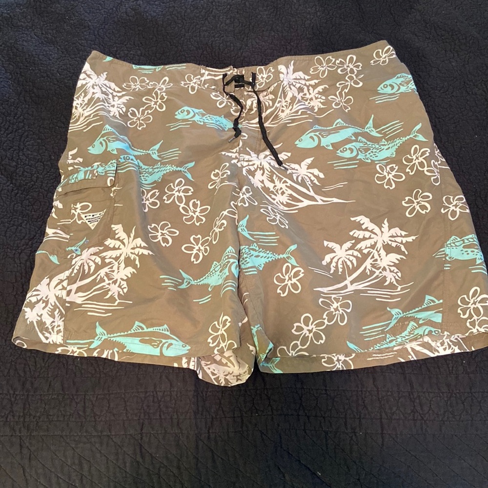 PFG Columbia board shorts/swim suit size 44